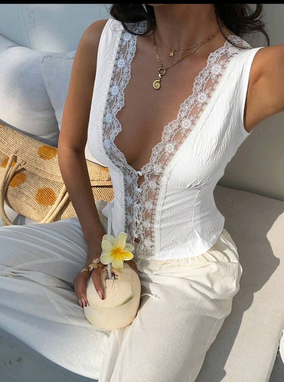 NEW Lace Patchwork Floral Tie Waist White Button Up Tank Top Women's Medium